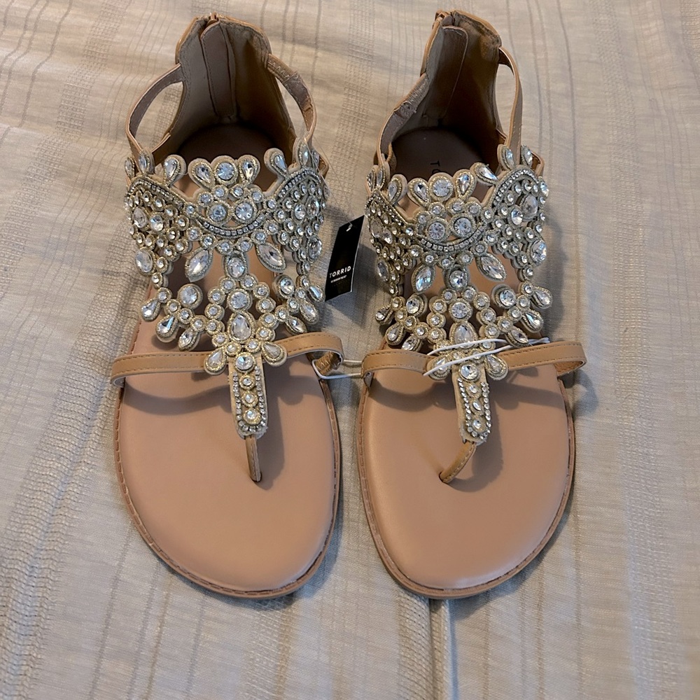 NWTs Torrid sandals size 10.5